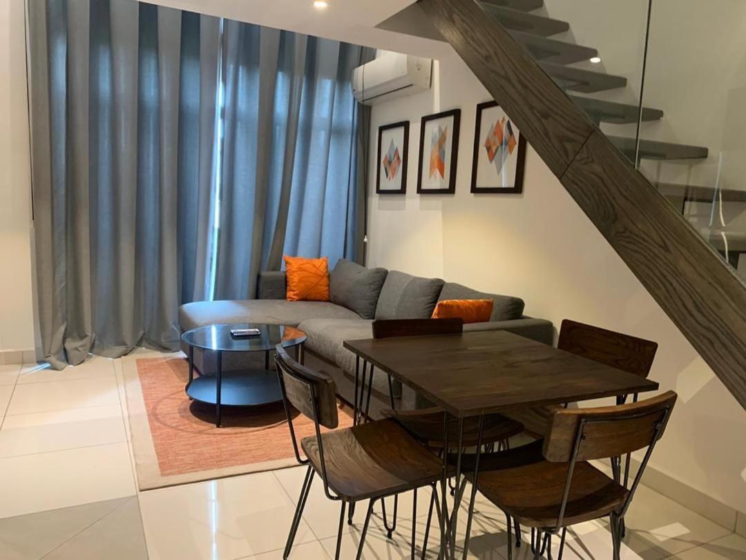 One Bedroom Apartment At A Embassy Gardens Cantonments Accra Extérieur photo