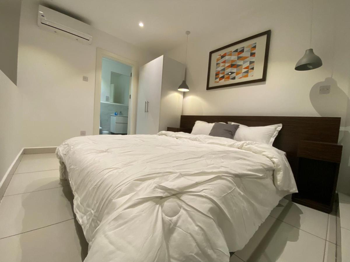 One Bedroom Apartment At A Embassy Gardens Cantonments Accra Extérieur photo